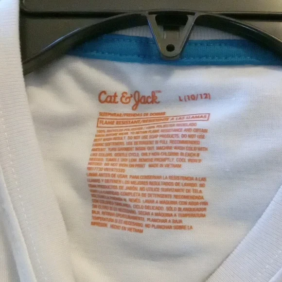 Cat & Jack Boy's Pajama Short Set - Picture 6 of 7